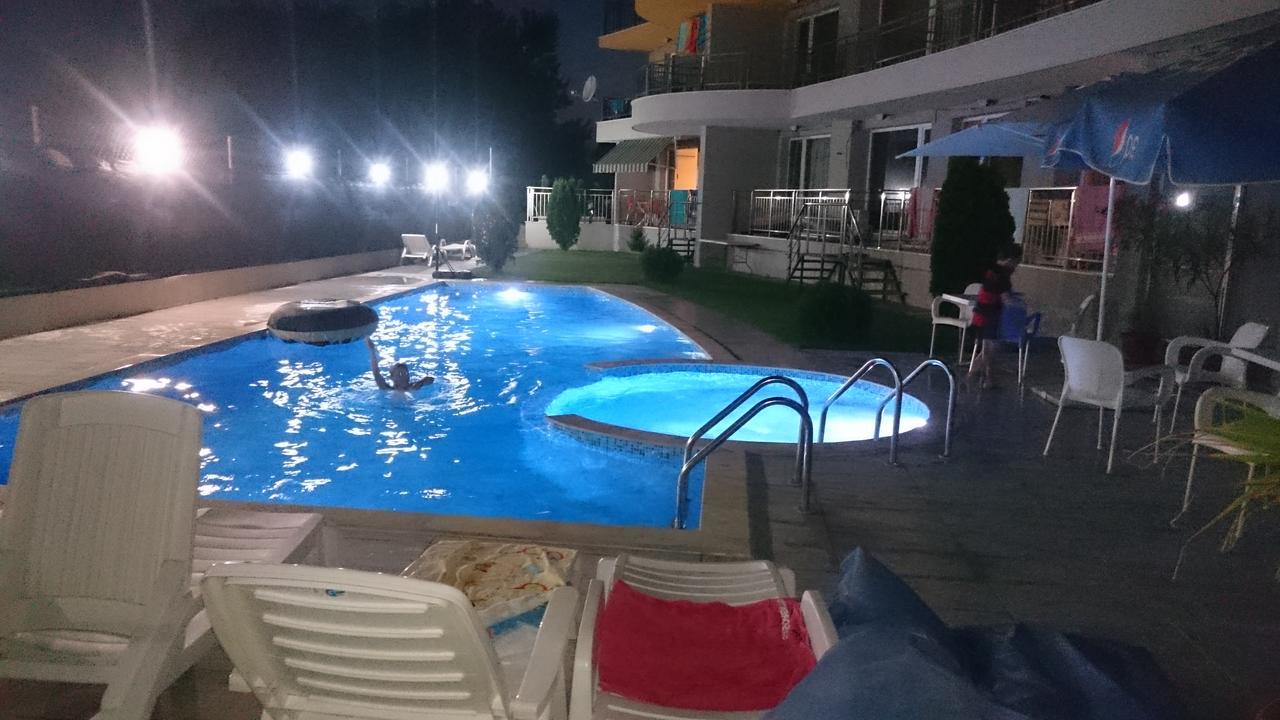 Club Priz Aparthotel พรีมอร์สโก ภายนอก รูปภาพ